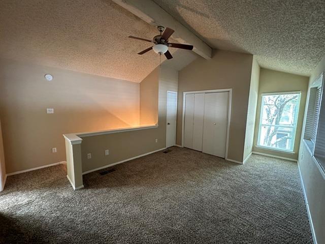 Building Photo - 9696 Walnut St