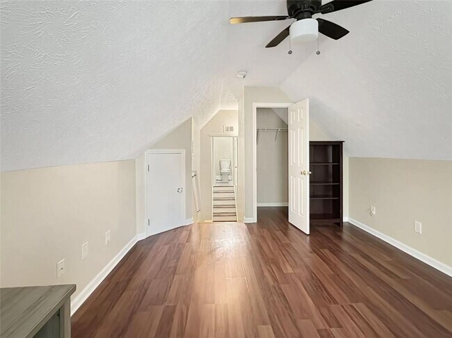 Building Photo - 1274 Stephens Pond View