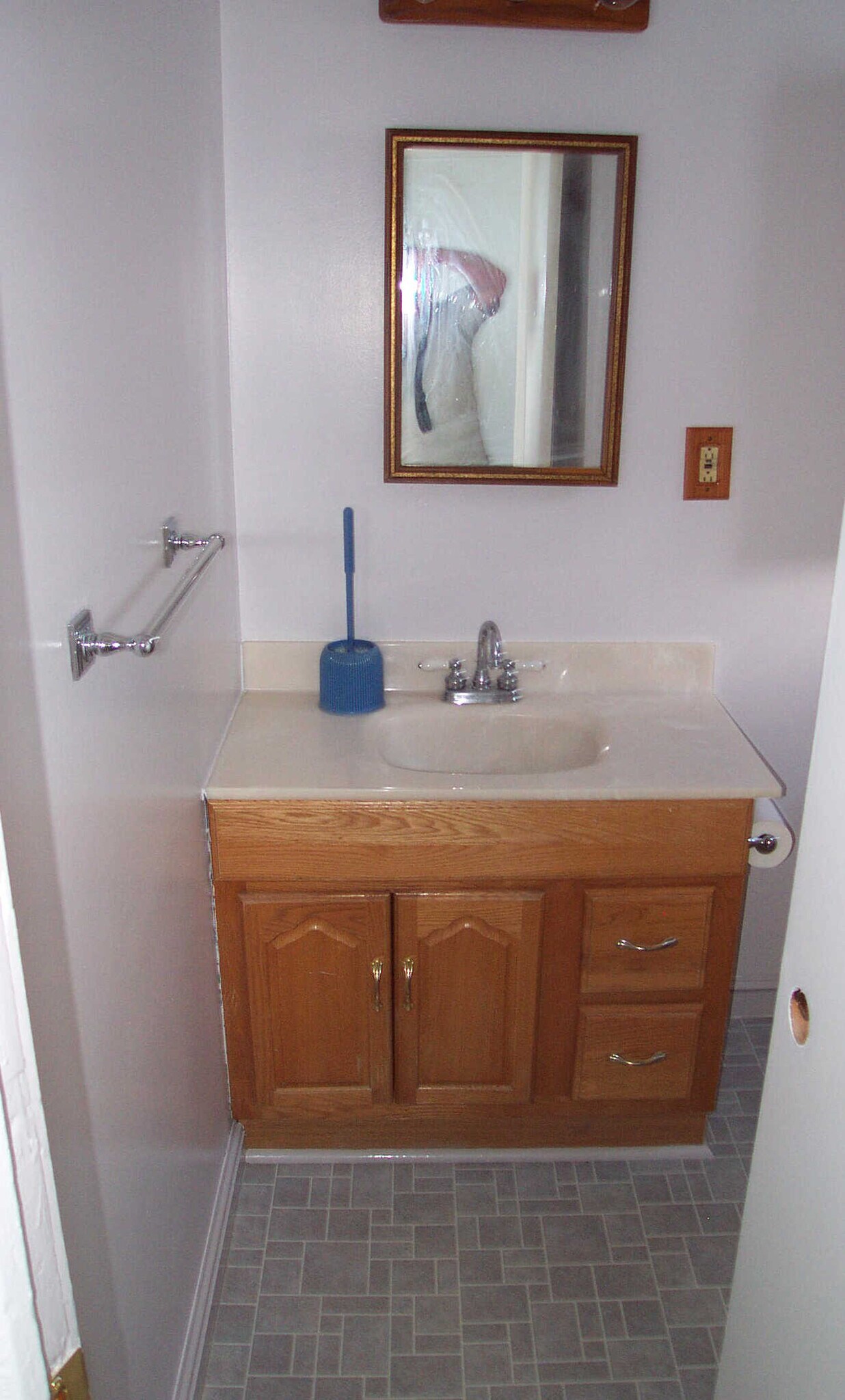 Bathroom - 69 Cypress St