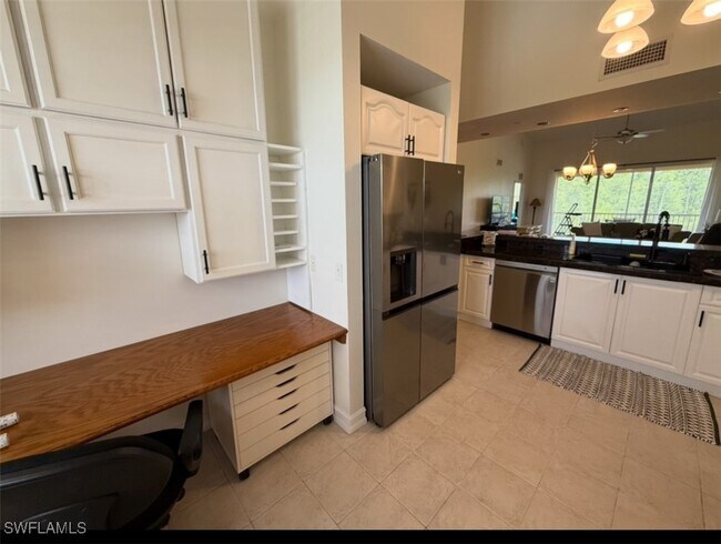Building Photo - 10510 Amiata Way