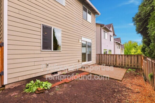 Building Photo - 12685 SW 158th Terrace