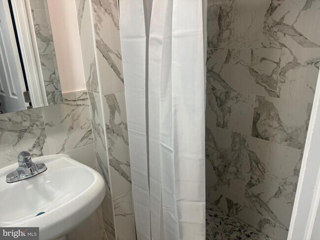 Building Photo - 7442 Forrest Ave