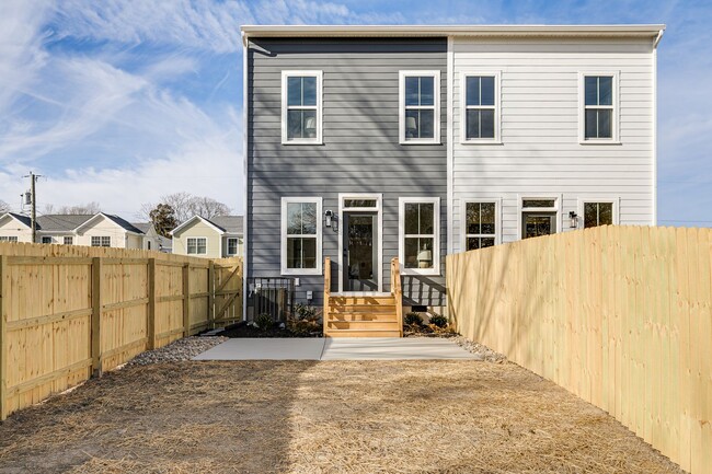 Building Photo - BRAND NEW 3 Bedroom 2.5 Bath Homes Availab...