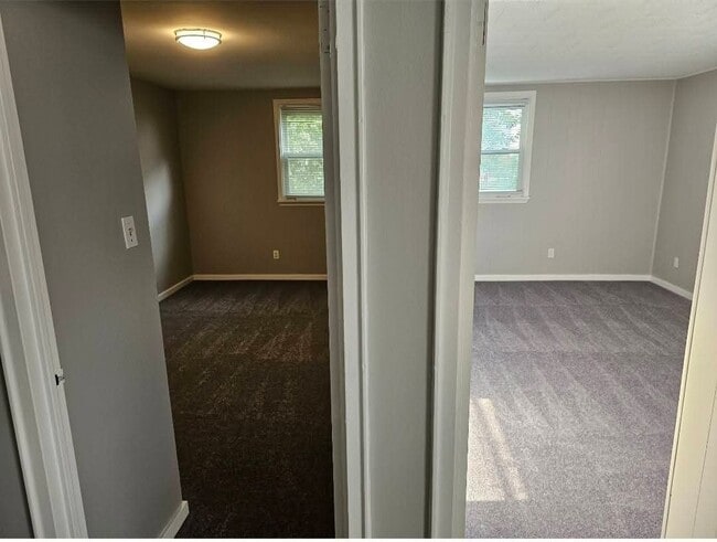 Building Photo - 10839 Perrin Rd