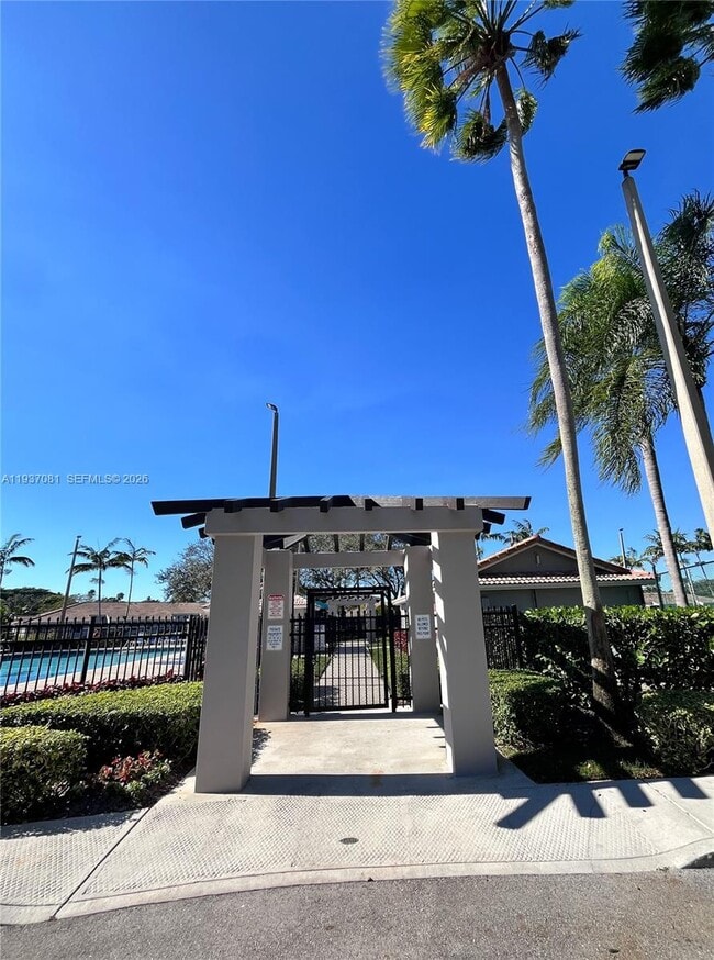 Building Photo - 11697 SW 17th Ct