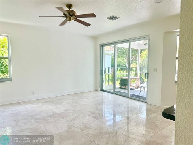Building Photo - 4755 Chardonnay Dr