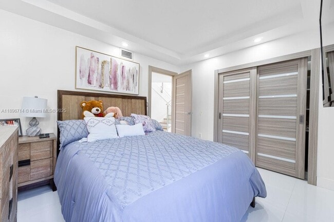 Building Photo - 9035 SW 156th Ct