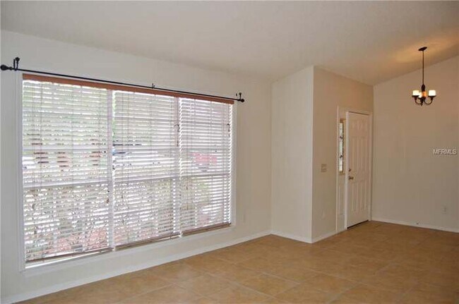 Building Photo - 2832 Oak Shore Rd