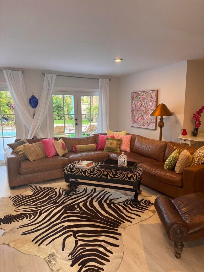 Building Photo - 1256 Palmetto Rd