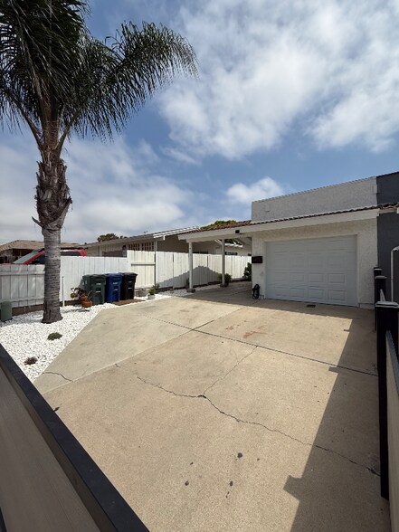 Building Photo - 1413 Tobias Dr