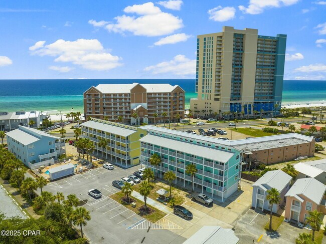 Building Photo - 17214 Front Beach Rd