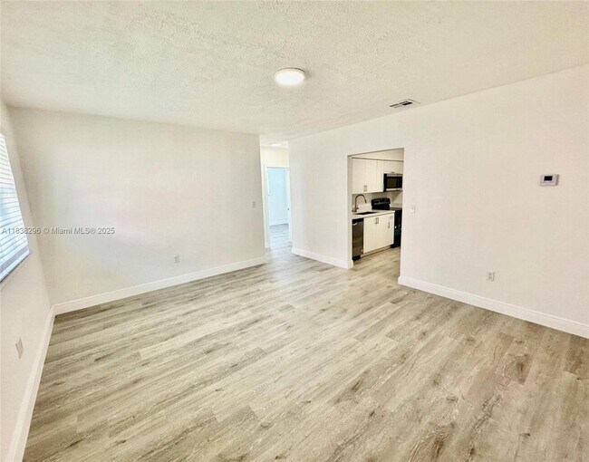 Building Photo - 1533 NW 53rd St