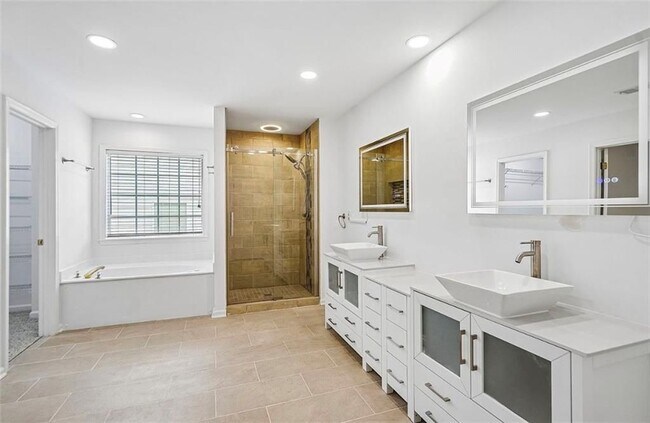 Building Photo - 5157 Wellisford Ct NW