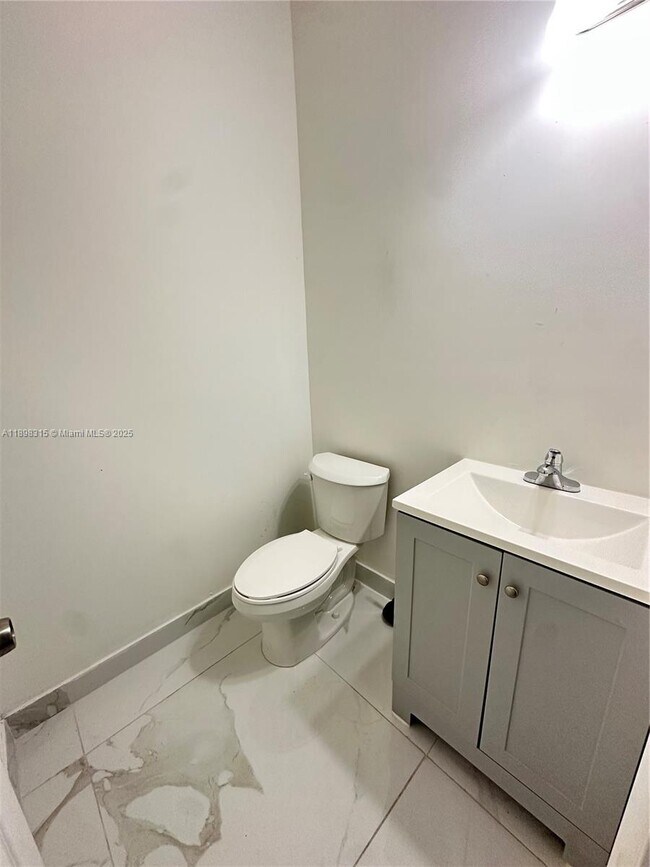 Building Photo - 1831 SW 145th Ave