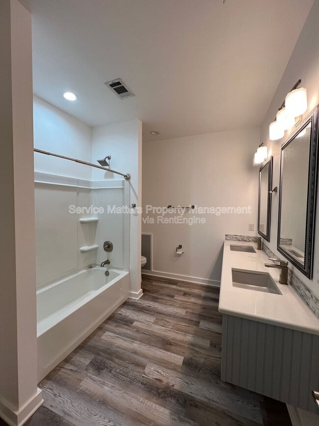 Building Photo - 6150 Franklin St