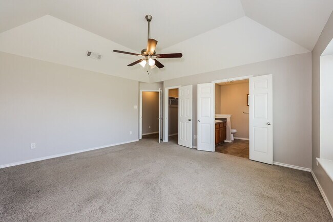 Building Photo - 7305 Sierra Way