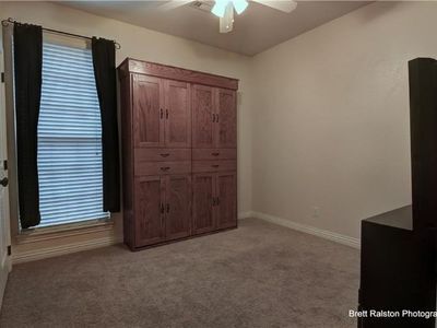 Building Photo - 656 W Foothills Dr