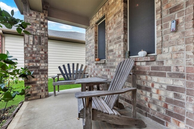 Building Photo - 2542 White Bluff Ln
