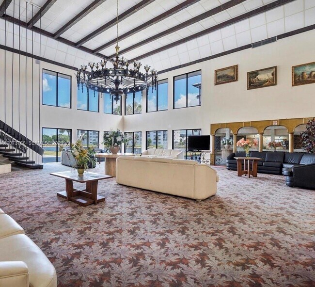 Building Photo - 4851 NW 21st St