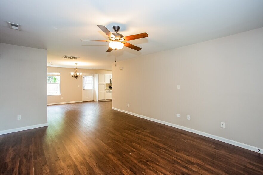 Building Photo - 11804 Kilrush Dr