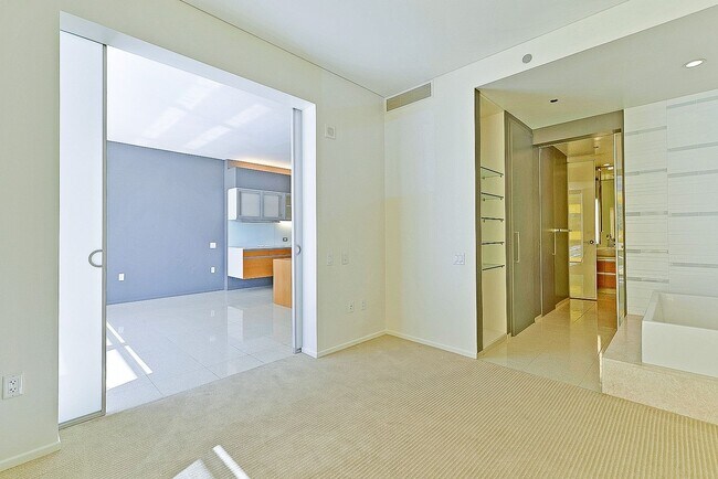 Building Photo - Veer Towers 504W-CityCenter/Aria Fountain ...