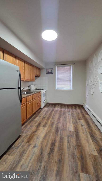 Building Photo - 7332 Montour St