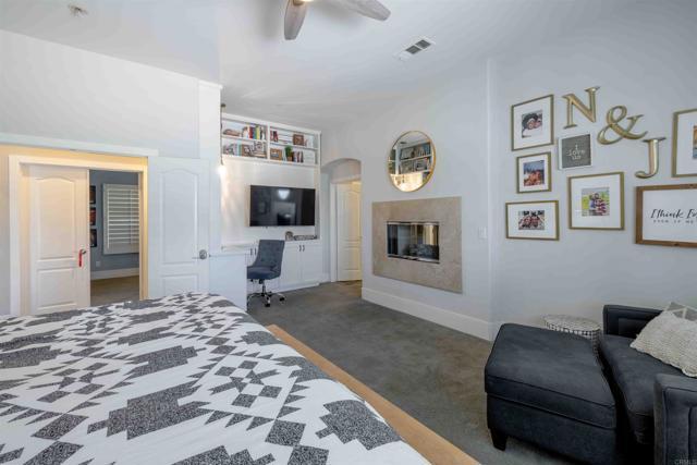 Building Photo - 15263 Presilla Dr