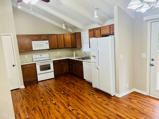 Building Photo - 5035 S 163rd Ave