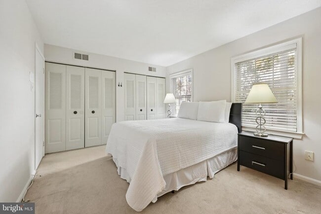 Building Photo - 88 N Bedford St