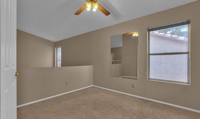 Building Photo - 3110 W Baylor Ln
