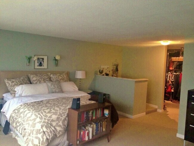 Building Photo - 2Bed/2Bath Condo in Cherry Creek Area!!