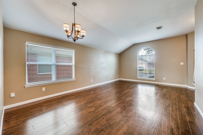 Building Photo - 1918 Caddo St