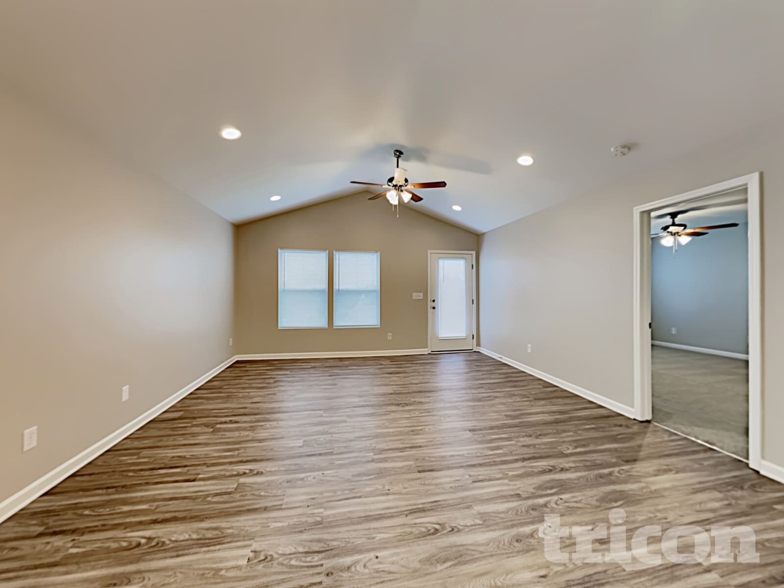 Building Photo - 4201 Broadstairs Dr SW
