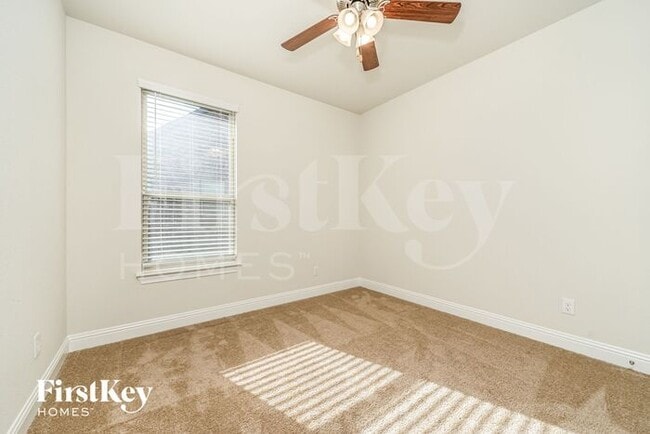 Building Photo - 429 Baltimore Ave