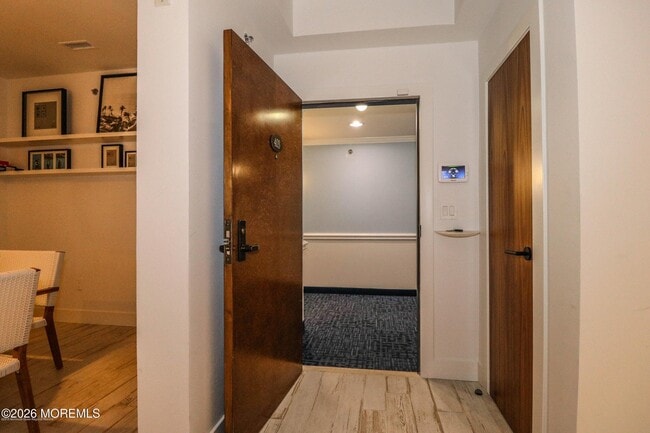 Building Photo - 33 Cooper Ave