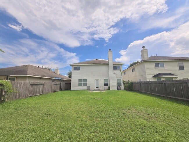 Building Photo - 1423 Stone Bluff Dr