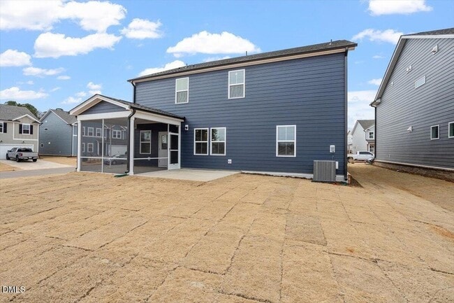 Building Photo - 465 Grange Farm Pl