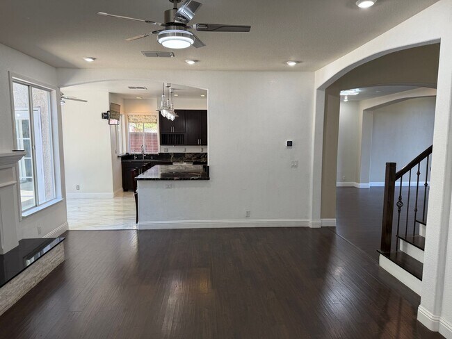 Building Photo - 9223 Camden Lake Way