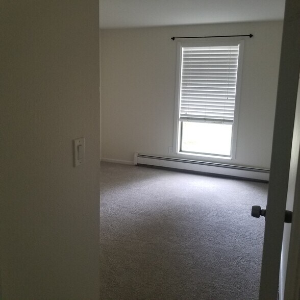 Second Bedroom - 8060 Niwot Rd