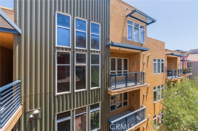Building Photo - 4050 Glencoe Ave