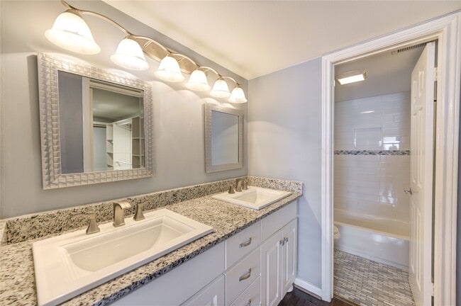 Building Photo - 4000 Purdue St