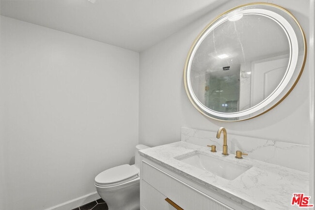 Building Photo - 3663 Los Feliz Blvd