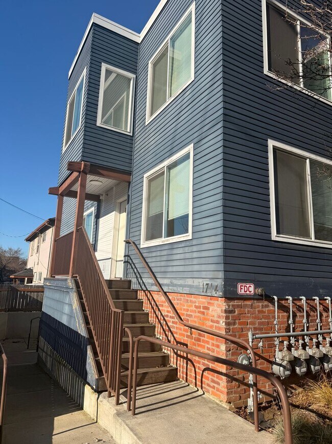 Building Photo - TFSC-B1714