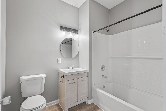Building Photo - 211 Grotto St N