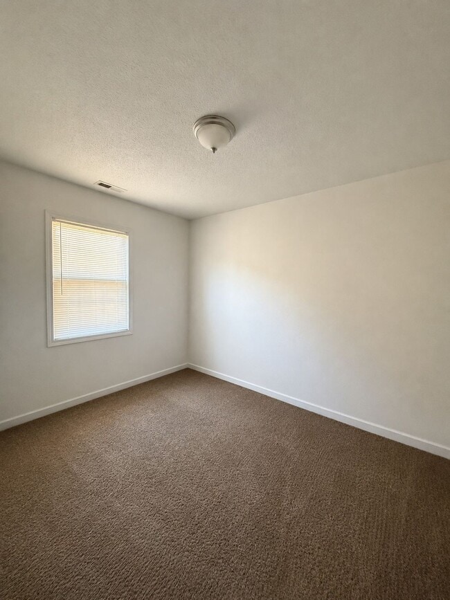 Building Photo - 278 Crabapple Cir