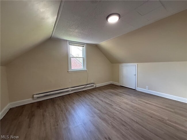 Building Photo - 18505 Raymond St