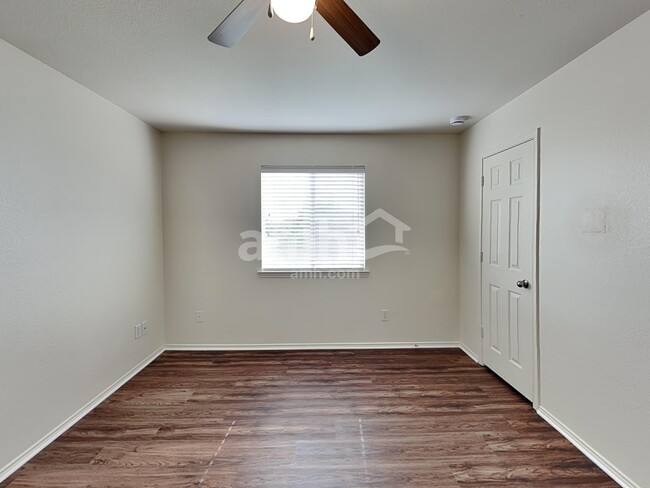 Building Photo - 9213 Whistlewood Dr