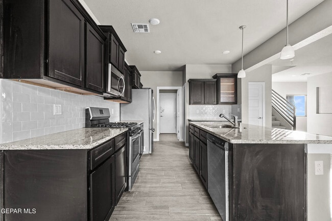 Building Photo - 6929 Black Mesquite Dr