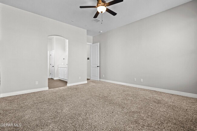 Building Photo - 13445 Emerald Crystal Dr