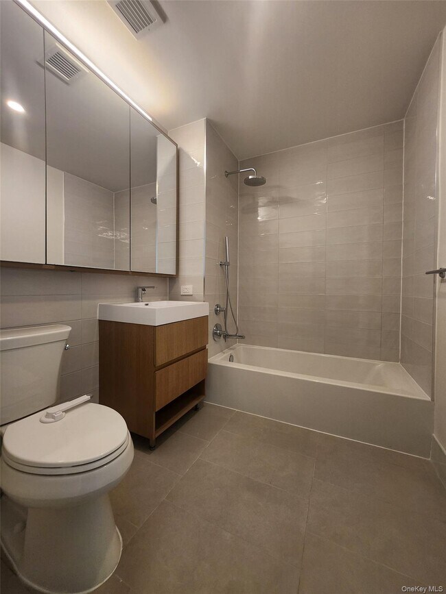 Building Photo - 131-02A-131-040 40th Rd